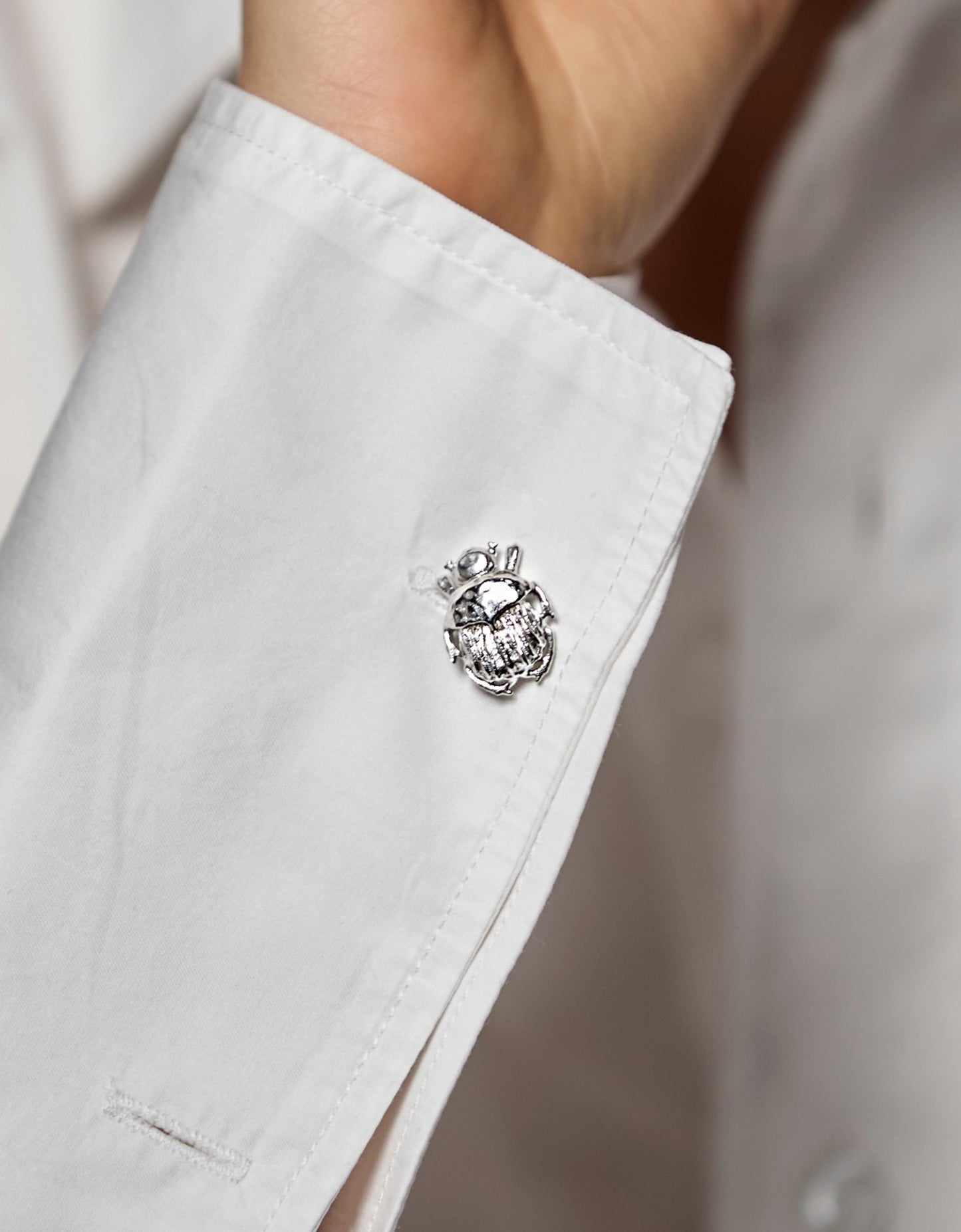 escarabajo-ox cufflinks