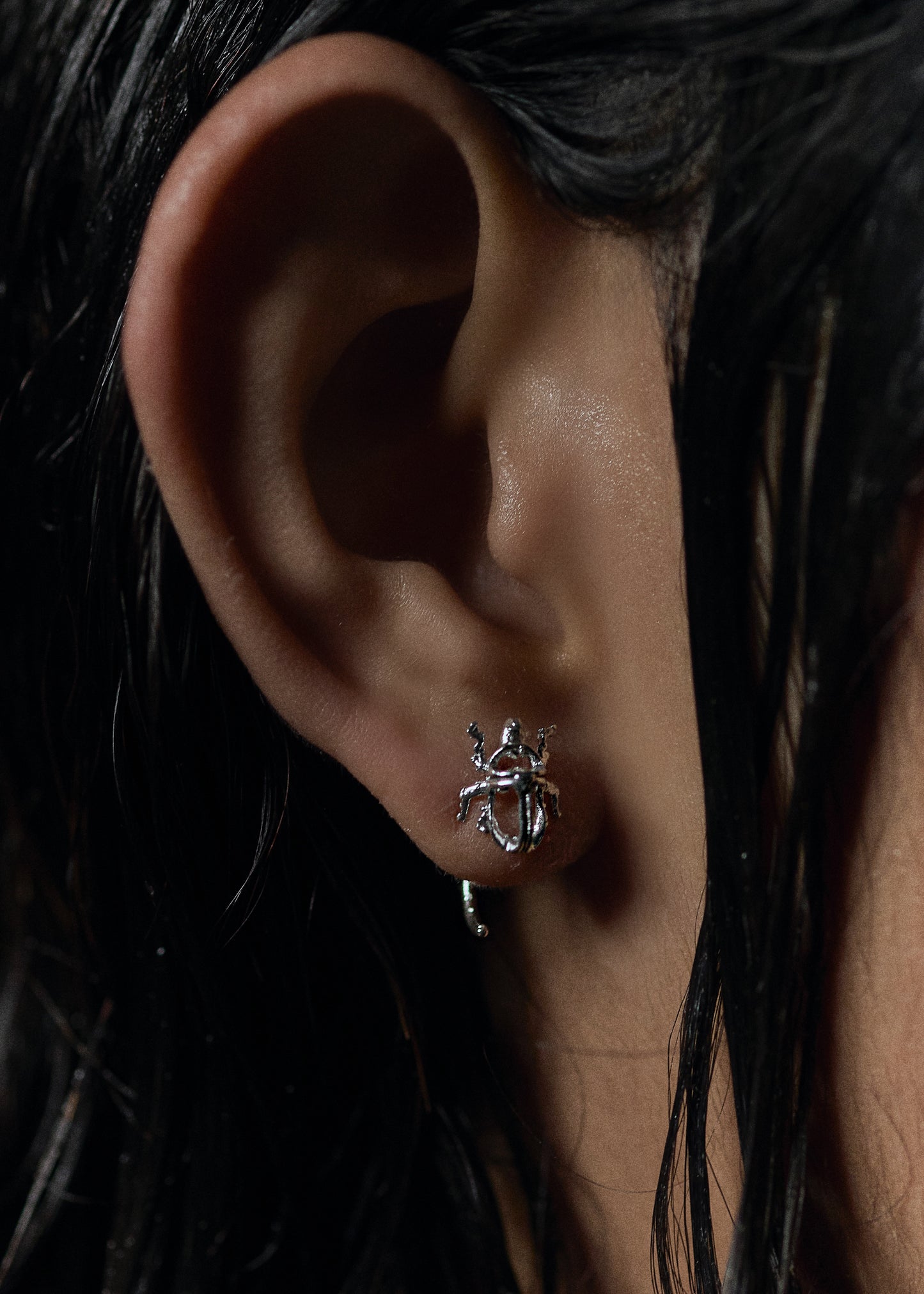 escarabajo-t earrings