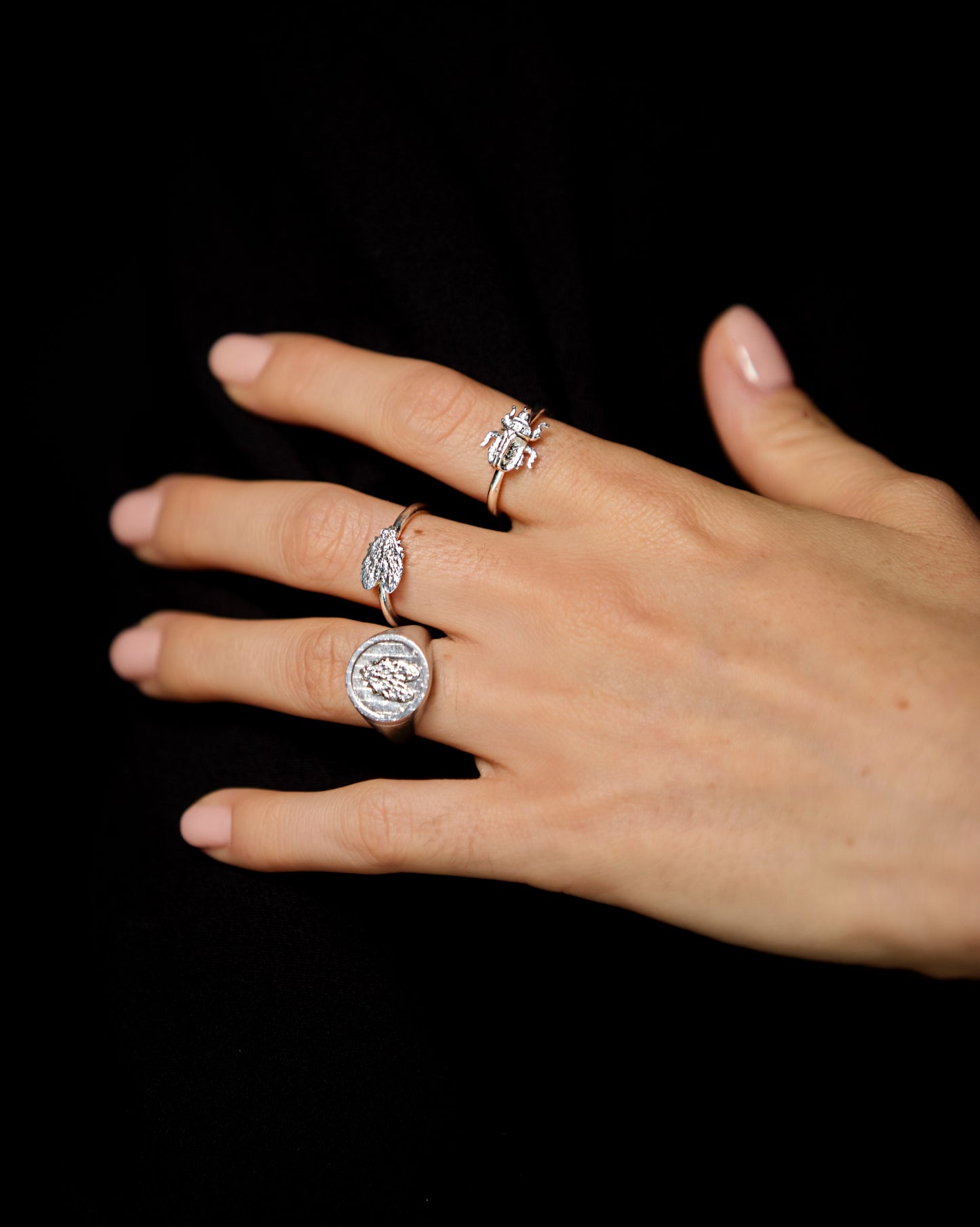 mosca signet ring